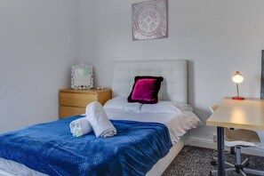 3 bedrooms, iron/ironing board, free WiFi, bed sheets