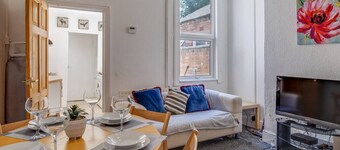 House Accommodation - Coventry Free Parking
