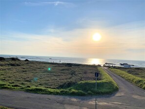 Una spiaggia nelle vicinanze