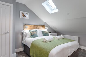 Apartment | 3 bedrooms, free WiFi