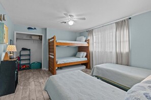 3 bedrooms, desk, free WiFi