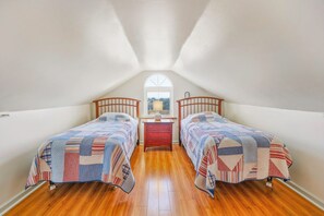 Unclassified image, 3 of 35, button