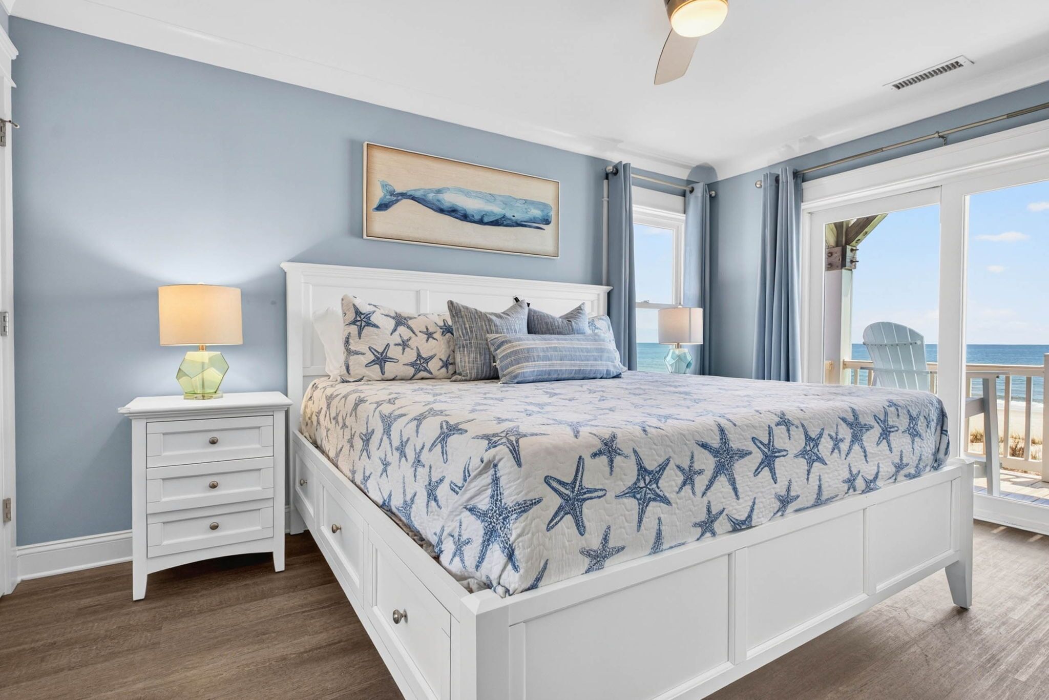 6 bedrooms, travel crib, WiFi, bed sheets