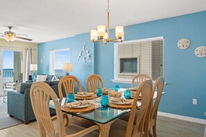 Dining - GD 210: Coastal Charm - Charming Coastline, Timeless Beauty! (Fort Walton Beach)