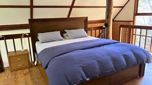 1 bedroom, desk, iron/ironing board, travel cot