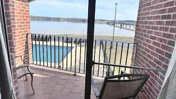 Suite - 1 kingsize-seng med sovesofa - balkon - søudsigt (Non Smoking) | Udsigt fra balkon