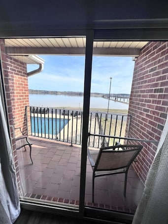 Suite, 1 King Bed with Sofa bed, Balcony, Lake View (Non Smoking) | Balcony view