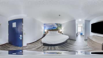 Suite, 1 King Bed with Sofa bed, Balcony, Lake View (Non Smoking)