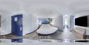 Suite, 1 King Bed with Sofa bed, Balcony, Lake View (Non Smoking) | Premium bedding, down comforters, desk, laptop workspace