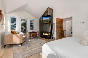 4 habitaciones, tabla de planchar con plancha, wifi y ropa de cama