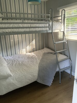 Cabin - Snowdonia Holiday Lodge, North Wales (Caernarfon)