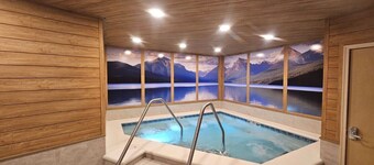 Spectacular views and ski access from this cozy Edelweiss one bedroom