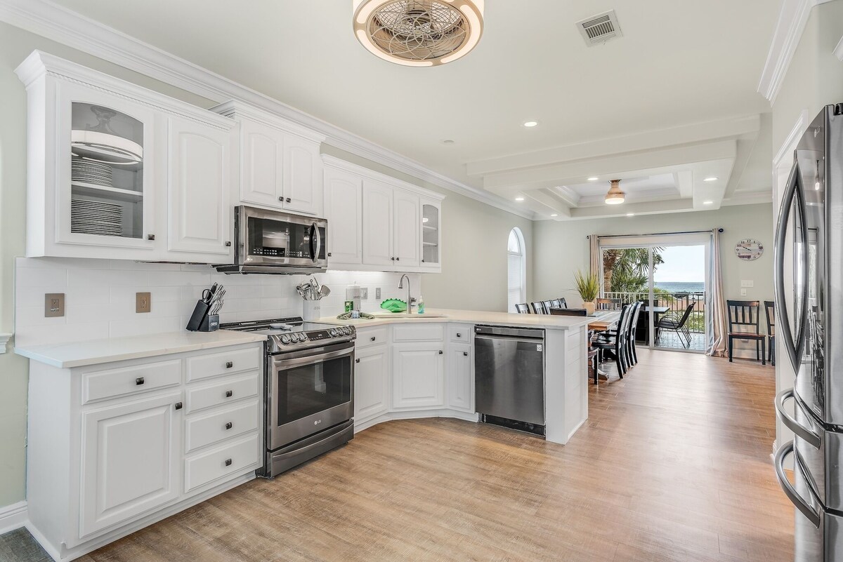 Photo 21 of Destiny West, Huge Pool/Spa, Game Room, Gulf Views, Theater, Golf Cart Rental