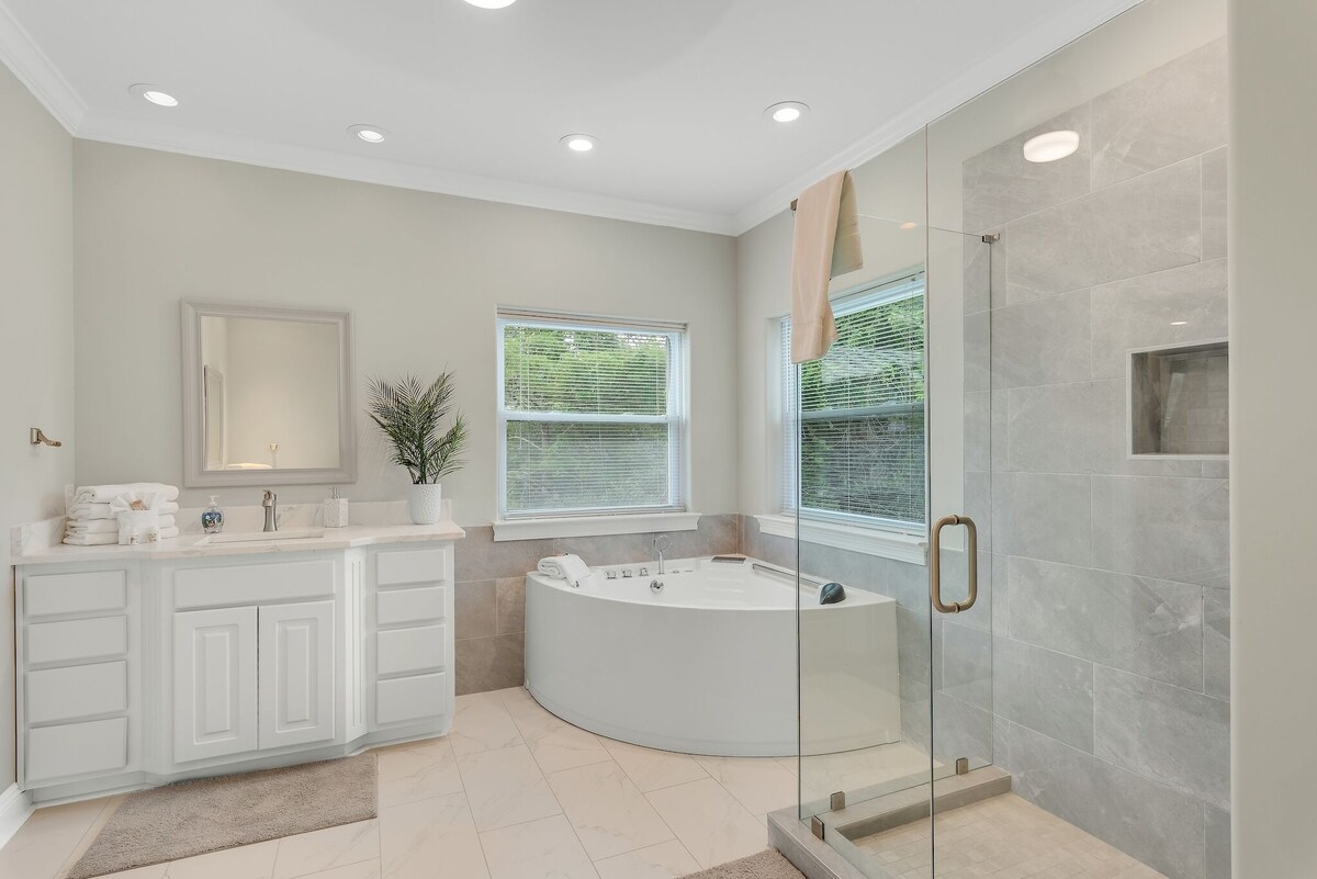 Photo 32 of Destiny West, Huge Pool/Spa, Game Room, Gulf Views, Theater, Golf Cart Rental