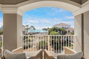 Property grounds - Destiny West, Huge Pool/Spa, Game Room, Gulf Views, Theater, Golf Cart Rental (Destin)