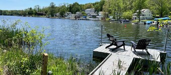 2nd story lake view, private deck- close to Scranton, Honesdale & Elk Mountain! 