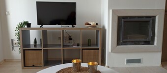 Emerald Buddha Apartment