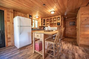 雪櫃、焗爐、爐具、咖啡機/沖茶器