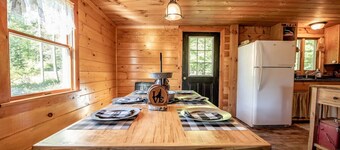 Rustic 3BR Cabin OFF-GRID Cabin
