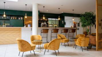 Bar (in der Unterkunft)