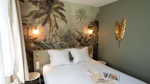Premium bedding, in-room safe, individually decorated, desk - Best Western Hotel du Lac Dunkerque (Armbouts-Cappel)