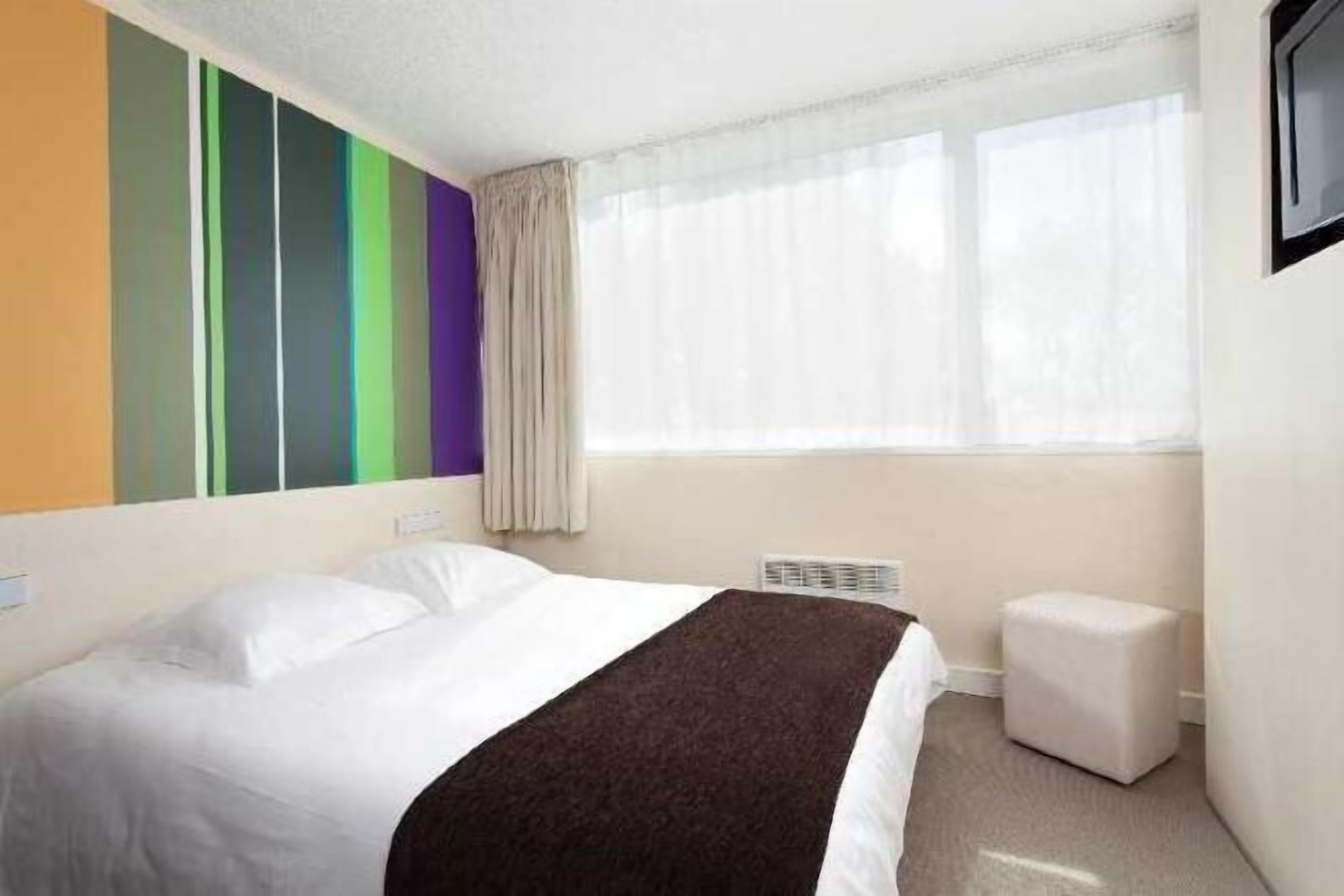 Premium bedding, in-room safe, individually decorated, desk