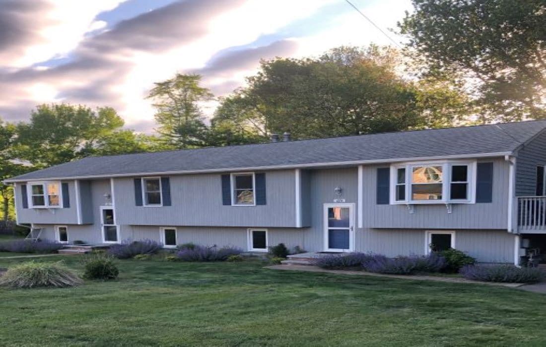 Beautifully renovated property in Narragansett