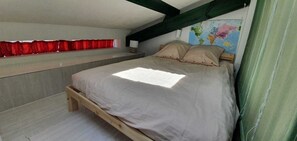 5 Schlafzimmer, Bügeleisen/Bügelbrett, kostenloses WLAN