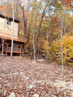 Property grounds - BARN OWL INN · NO SUNDAY CHECK INS , HOTTUB- TREEHOUSE (Guild)