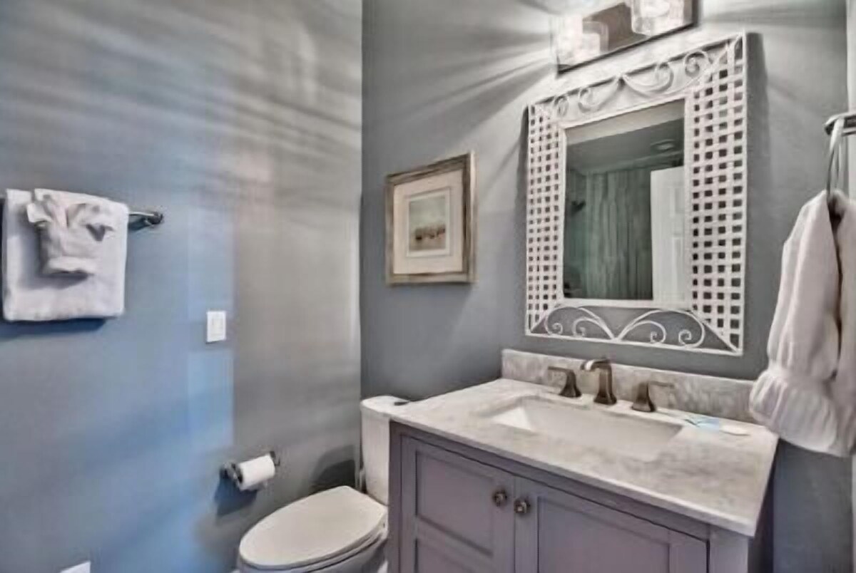 Photo 19 of Luxury Home, Gulf Views, Private Pool/Jacuzzi, Movie Theater, Golf Cart Rental