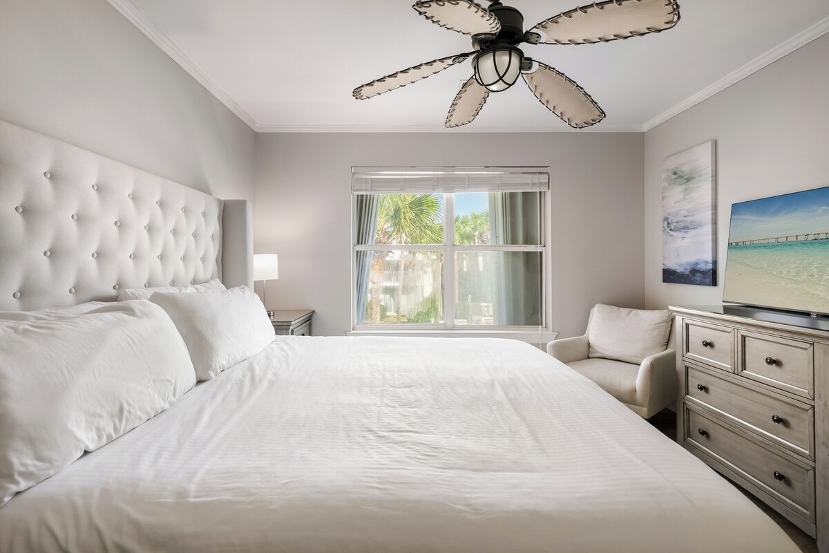 Photo 33 of Luxury Home, Gulf Views, Private Pool/Jacuzzi, Movie Theater, Golf Cart Rental