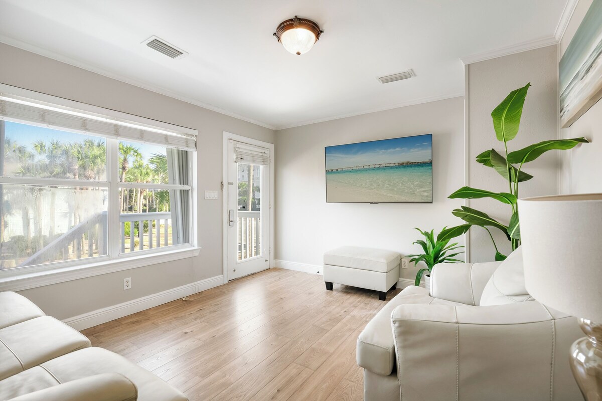 Photo 30 of Luxury Home, Gulf Views, Private Pool/Jacuzzi, Movie Theater, Golf Cart Rental