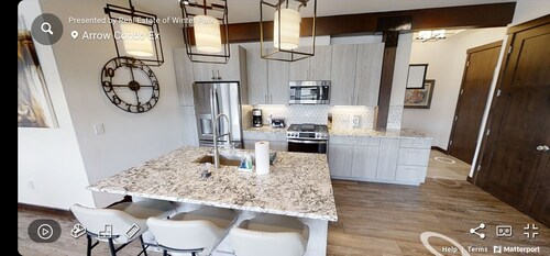 Be in the center of it all! Gorgeous condo with spectacular views!