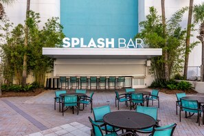 Outdoor dining - High Tide Laketown Wharf 2117-Oceanview Penthouse-Great Vibes-Renovated-1Bd/1Ba/Sleeps 4 (Panama City Beach)