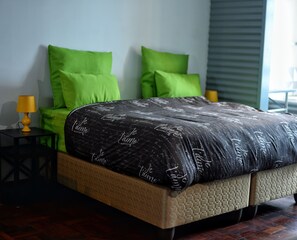 1 habitación, tabla de planchar con plancha, wifi y ropa de cama 