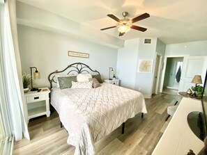 3 quartos, ferros/tábuas de passar roupa, Wi-Fi, roupa de cama