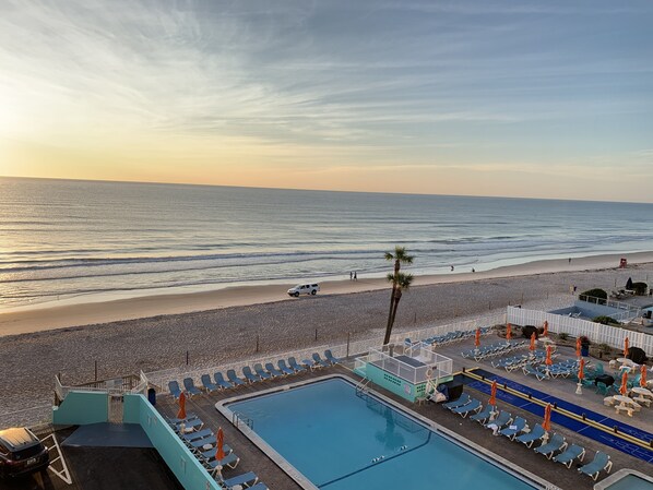 Piscine extérieure, piscine chauffée