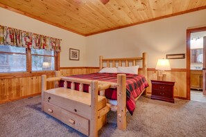 5 bedrooms, travel cot, Internet, bed sheets - Free Tickets! Indoor Heated Pool & Pet Friendly (Cosby)
