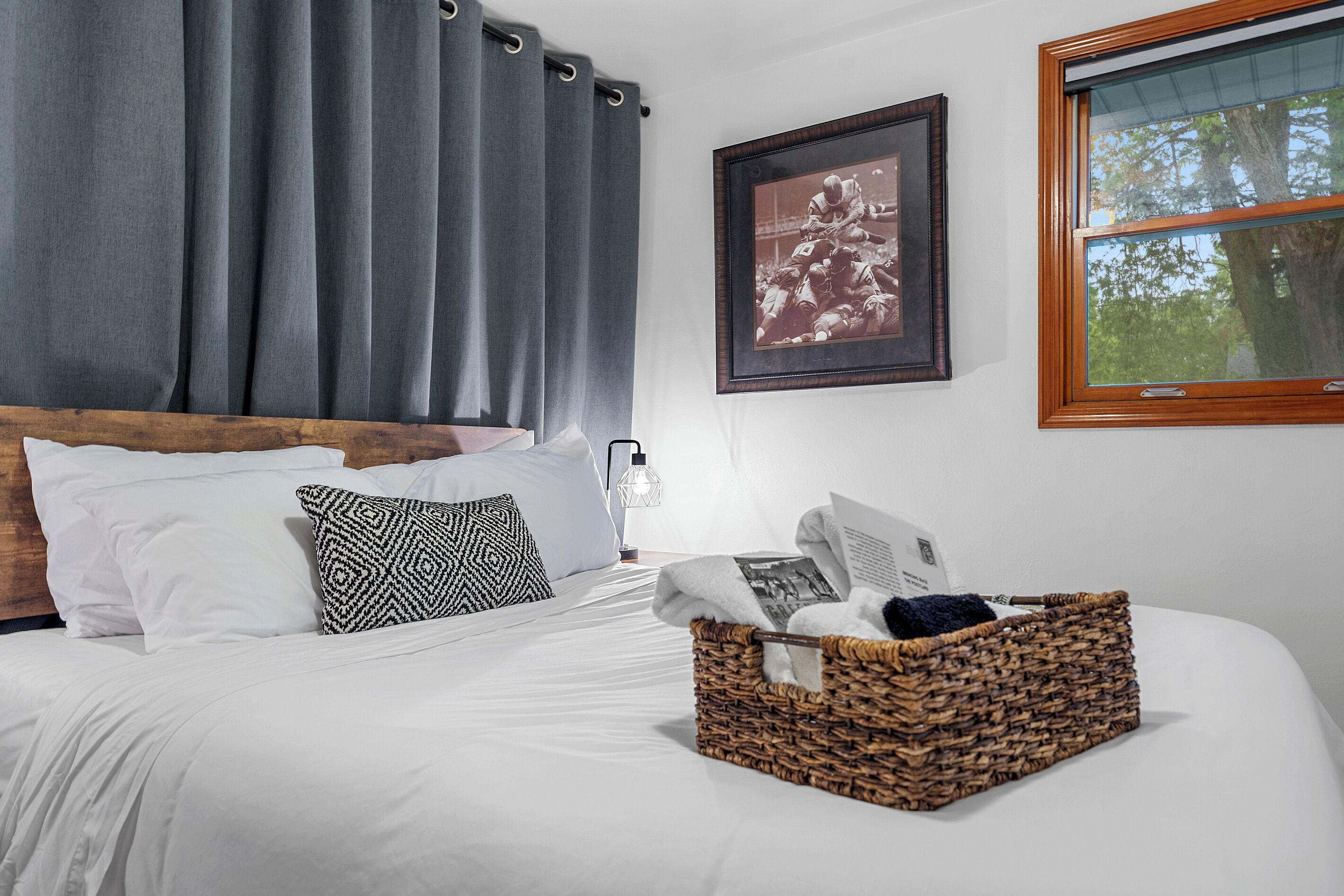4 bedrooms, desk, travel crib, free WiFi