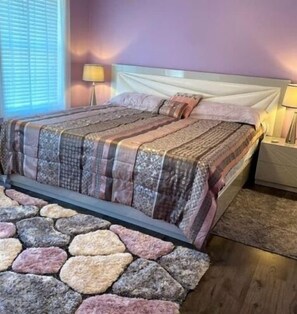 4 camere, una scrivania, Wi-Fi gratuito, lenzuola