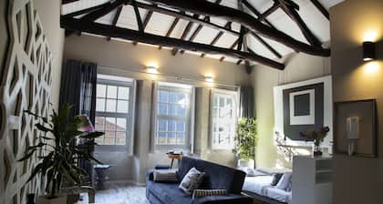 Cedofeita Village in Porto - Entire Condominium with Garden and Terraces