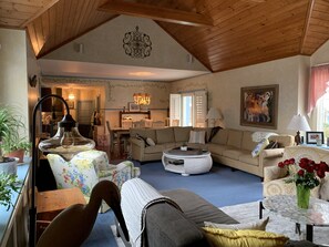 Smart TV, fireplace, books, printers - Lg Victorian, New Resort-likePrivate Pool, Beds for 17, 10min to SH beach (Cape May Court House)