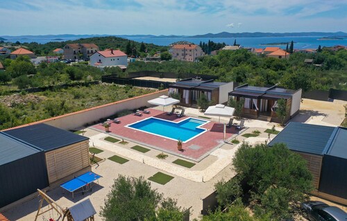 Beach front home in Drage
