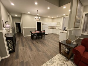 Interior - The Chestnut on the Square Historic Loft A (Osceola)