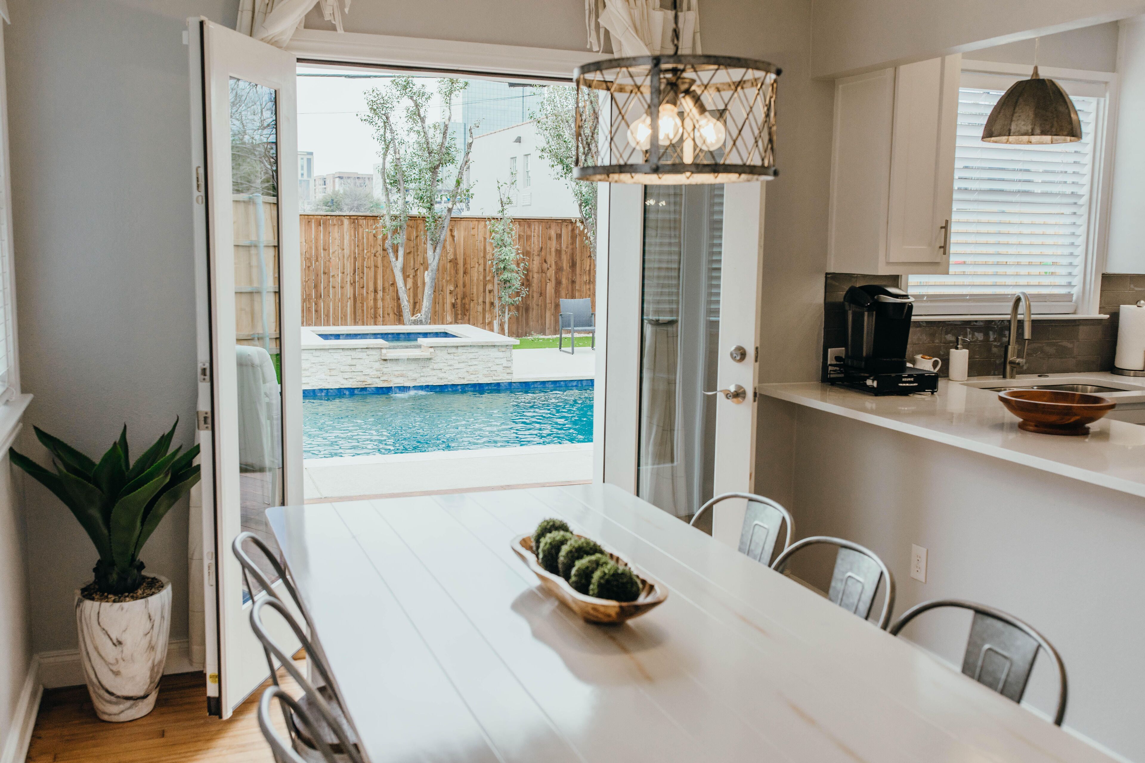 The Hideaway at Knox Henderson + Pool + Hot Tub