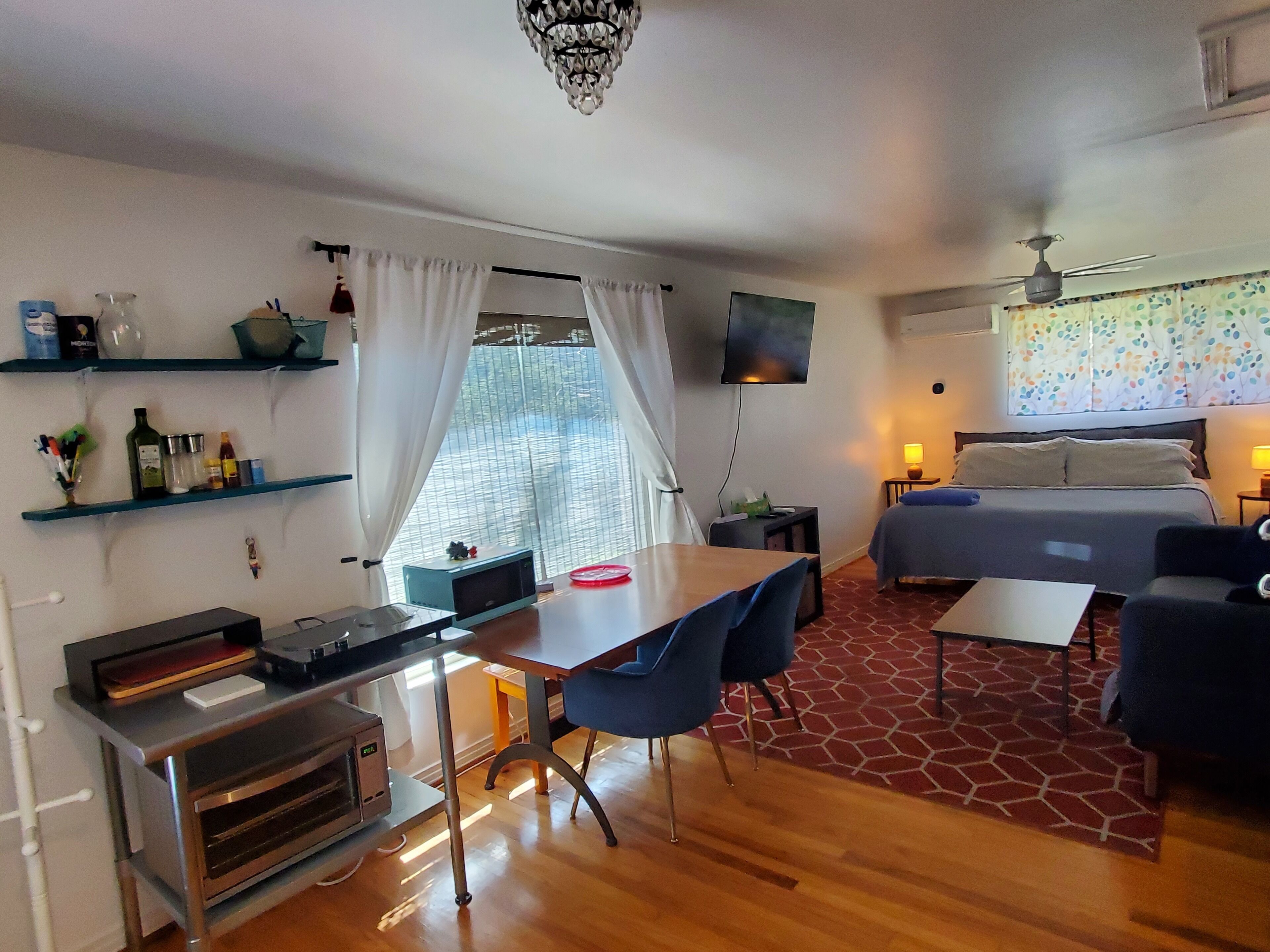 熨斗/熨衣板、旅行婴儿床、免费 WiFi、床单