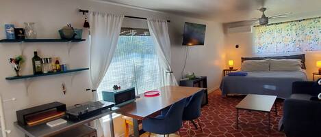 Tabla de planchar con plancha, cuna de viaje y wifi gratis