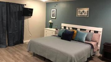 3 bedrooms, iron/ironing board, travel cot, WiFi