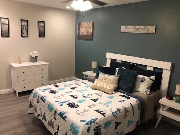 3 habitaciones, tabla de planchar con plancha, cuna de viaje y wifi 