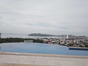 Outdoor pool - Habitación A/A, Jacuzzi, Balcón con vista al Mar, Alberca con Jacuzzi (Acapulco de Juárez)